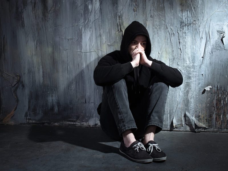5 Lucruri pe care trebuie sa le stii despre anxietatea sociala la adolescenti